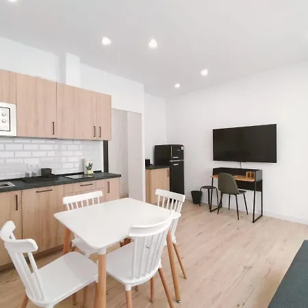 Apartamento La Brava By Gaiarooms
