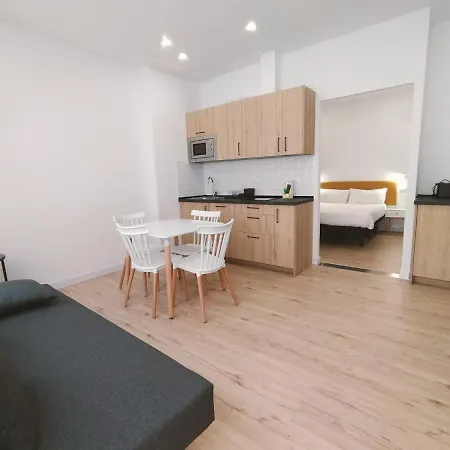 Apartamento La Brava By Gaiarooms